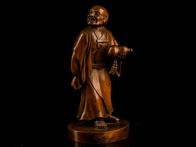 034-柘植　人物置物