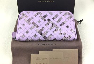 440-04751 Ｂｏｔｔｅｇａ　Ｖｅｎｅｔａ 財布