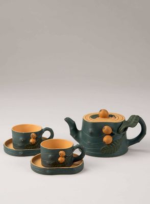 2200 蒋蓉制枇杷桩套壶