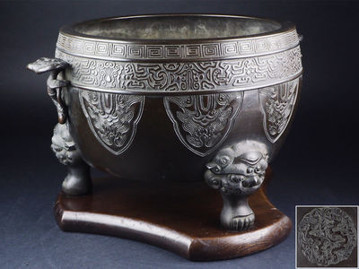 【夢工房】時代宣徳銅中国古代紋様霊芝耳獣三足瓶掛　13.2ｋｇ　来-24