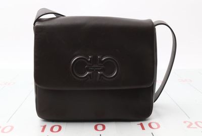 440-02667 Ｆｅｒｒａｇａｍｏ ショルダーバッグ