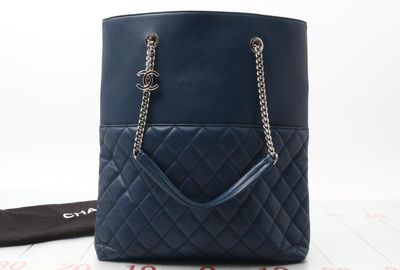 440-01872 ＣＨＡＮＥＬ トートバッグ