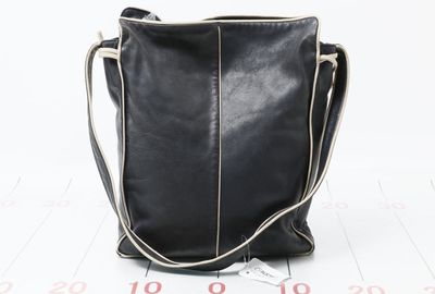 439-04596 ＬＯＥＷＥ ショルダーバッグ