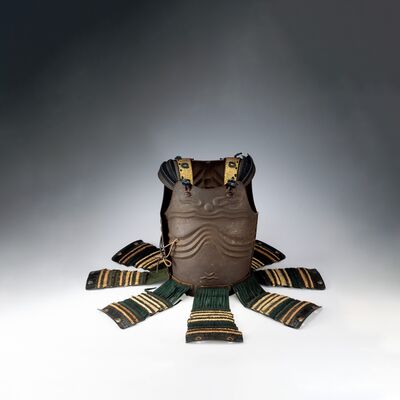 明珍系　鉄打出肋骨胴（元箱）