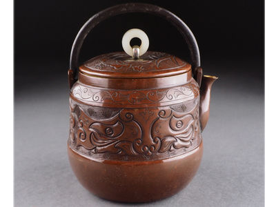 【夢工房】時代緋銅白砡摘饕餮文鉄割手急須　173g     戊-5