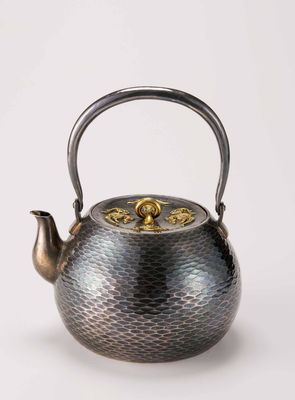 2254 尚美堂制金凤金摘银瓶