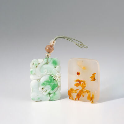 翡翠・瑪瑙玉牌2点