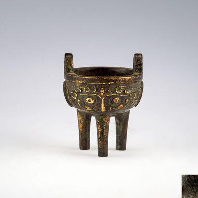 蔵六造　饕餮小鼎（共箱）