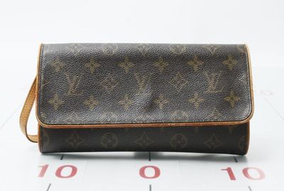 440-02131 ＬＯＵＩＳ　ＶＵＩＴＴＯＮ クラッチポシェット