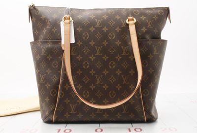 440-03564 ＬＯＵＩＳ　ＶＵＩＴＴＯＮ トートバッグ
