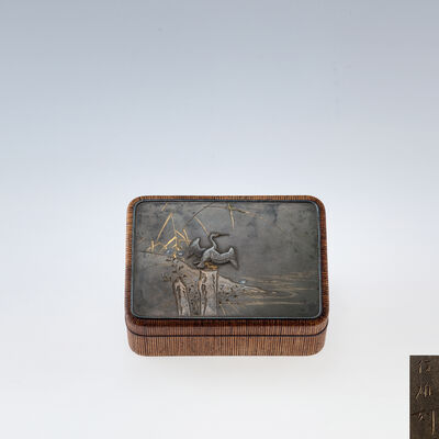 信雄刻　彫金鷺図莨箱
