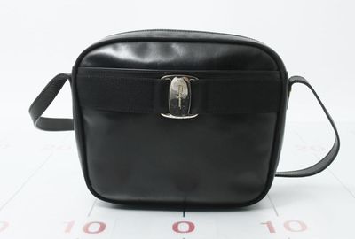 440-03065 Ｆｅｒｒａｇａｍｏ ショルダーバッグ