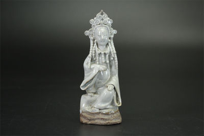 觀音坐像 （共箱）