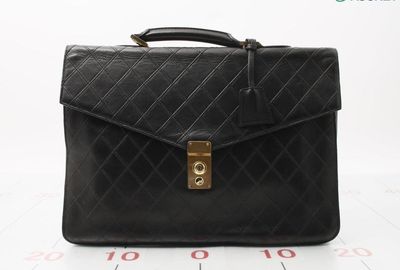 439-01947 ＣＨＡＮＥＬ ビジネスバッグ