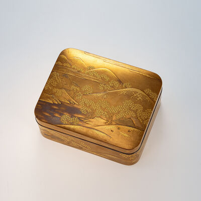 家屋山水図金蒔絵 香盒（時代木箱）