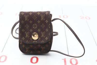 440-00092 ＬＯＵＩＳ　ＶＵＩＴＴＯＮ ショルダーバッグ