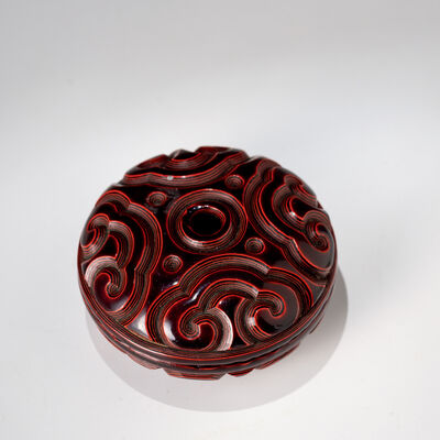 堆朱俱利紋饅頭根付