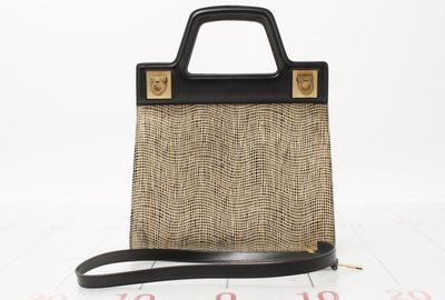 439-04942 Ｆｅｒｒａｇａｍｏ ショルダーバッグ