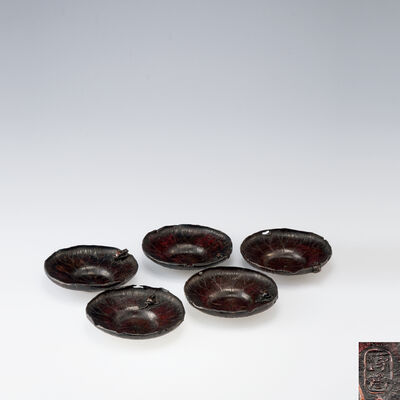 三代琢斎作　斑紫銅蓮蛙式茶托5客（共箱）