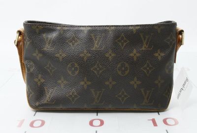 440-04380 ＬＯＵＩＳ　ＶＵＩＴＴＯＮ ショルダーバッグ