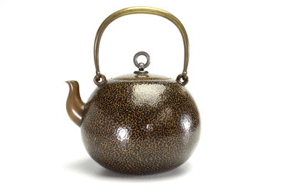 黃銅鎚目嚙紋銀環摘 湯沸