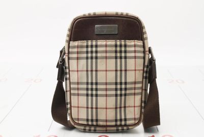 439-06914 ＢＵＲＢＥＲＲＹ ショルダーバッグ