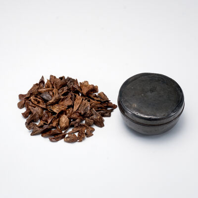 沈香 錫盒付（木箱）