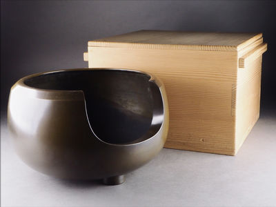 【夢工房】時代唐銅面取道安風爐箱入　7ｋｇ　丑-4