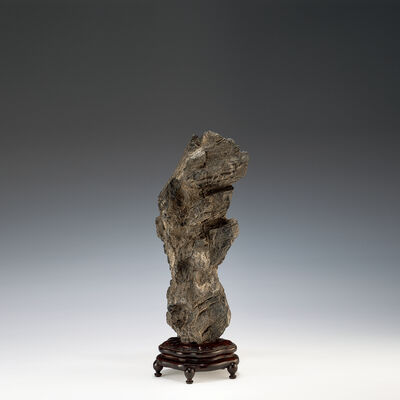 霊璧石置物　紅木台付