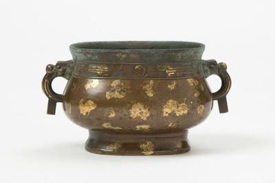 清 銅點金 龍耳爐
