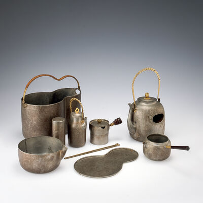 奥村菅治造　錫瓢形手提道具揃（共箱）