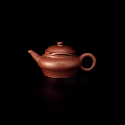 宜興窯紫泥急須（袋付収蔵箱）