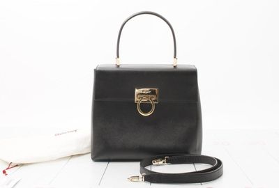 440-03328 Ｆｅｒｒａｇａｍｏ ショルダーバッグ