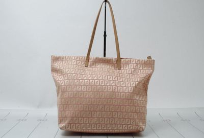 440-01104 ＦＥＮＤＩ トートバッグ