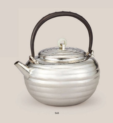 565 成古 纯银砡环摘铁钓芋头壶