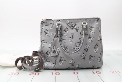 439-01652 ＰＲＡＤＡ ハンドバッグ