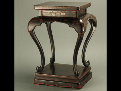 【雅】古美術品 存清塗高卓 花台 AU474