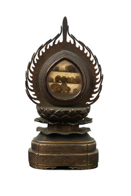 銅鎏金 火炎式舎利塔