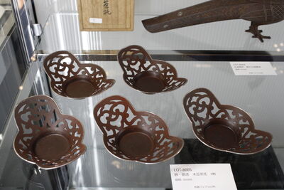 L8005　鉄・銀透 木瓜茶托 5枚