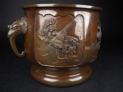 【夢工房】　時代宣徳銅花鳥窓抜盛上図獣耳火鉢　甲-17