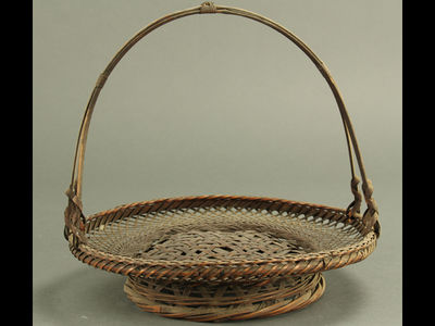 【雅】古美術品 竹編細工手付竹籠 AU630