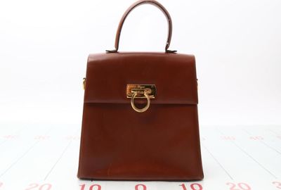 440-00438 Ｆｅｒｒａｇａｍｏ ハンドバッグ