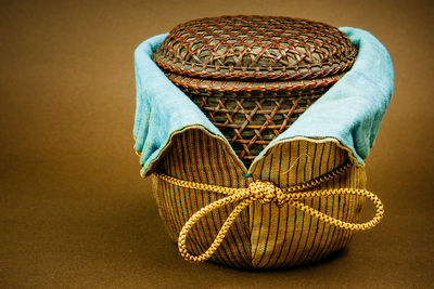 《竹編茶篭 ＊ 漆紙・古裂仕覆 》