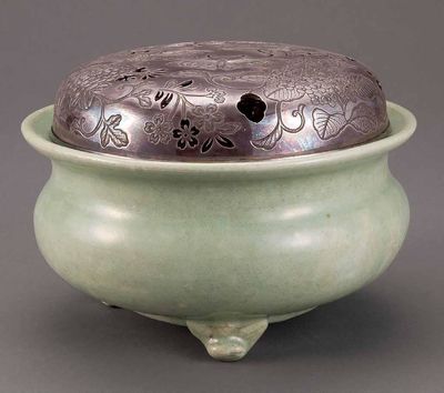 2139 青磁大香炉