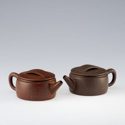 梨皮朱泥瓦鈕急須 一対（箱付）