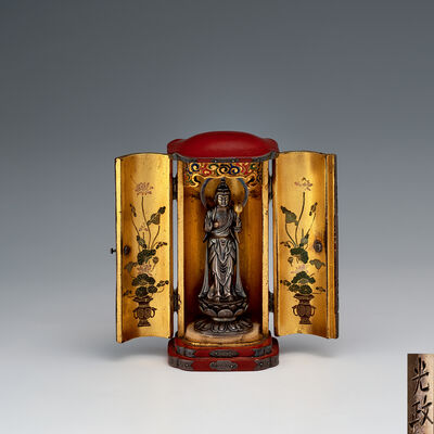 光政造　純銀観音置物　厨子付