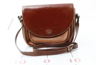440-01400 Ｂａｌｌｙ ショルダーバッグ