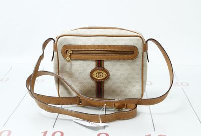 440-01445 Ｇｕｃｃｉ ショルダーバッグ