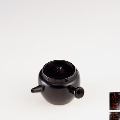 朱漆急須根付「一枝花入上林春」（箱付）