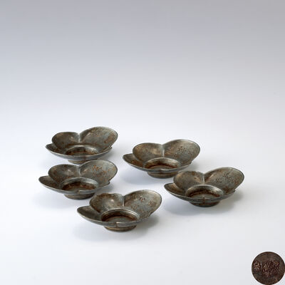 源興號造　點銅花形図替茶托5客（木箱）